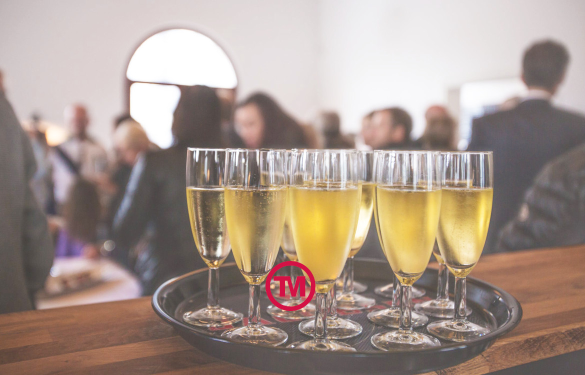 Promotional prosecco corporate gifts