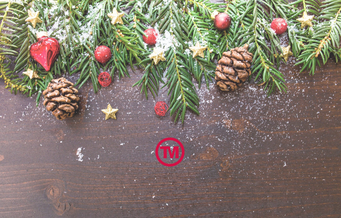 Sprinkle Some Festive Spirit With Printed Christmas Gifts