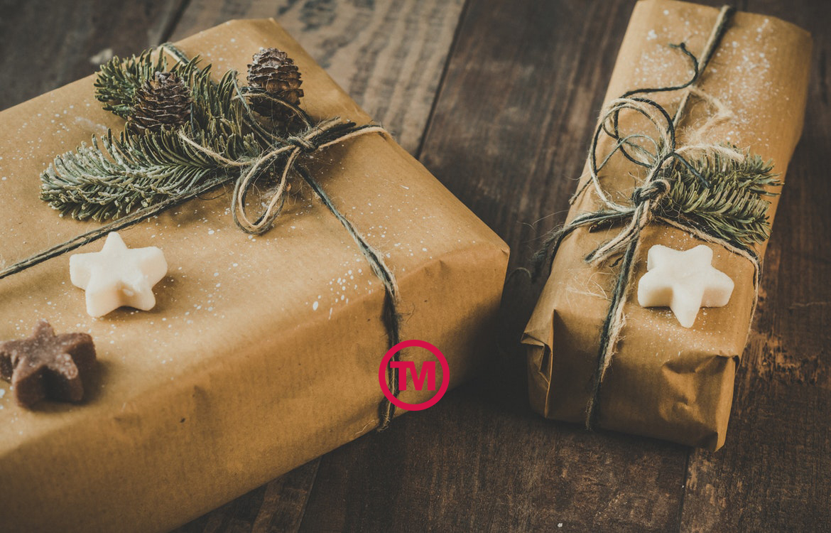 Using Branded Giveaways At Christmas To Boost Your Marketing