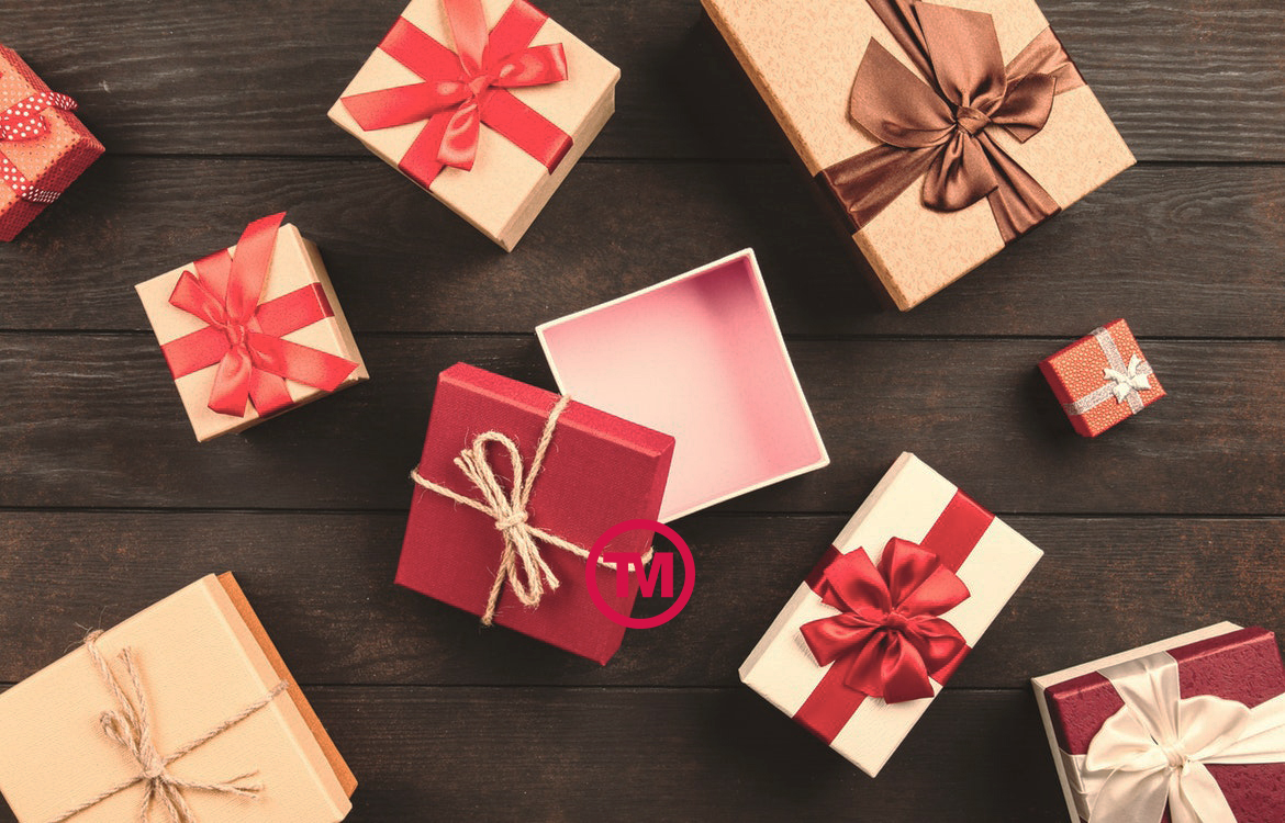 Branded Giveaway Ideas for Christmas